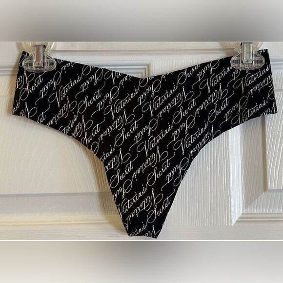 Victorias Secret VS Seamless Logo black smooth Thong panties underwear NEW Large - Picture 2 of 9